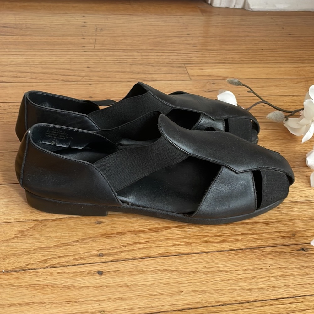 Capezio Lites Black Comfort Sandals 10M with free beige pair - Picture 3 of 7